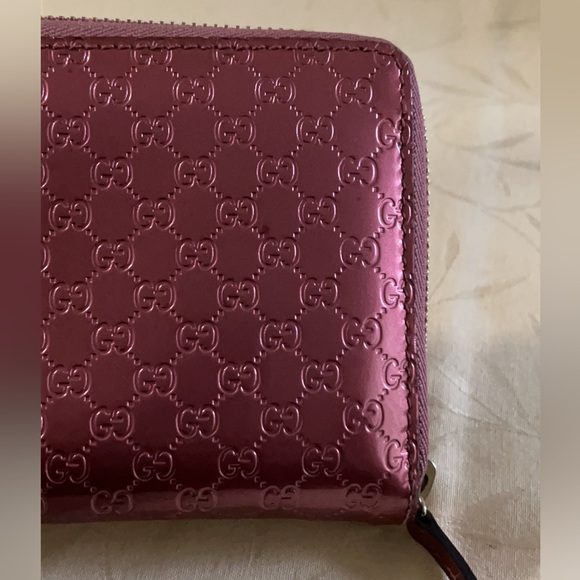 Gucci Patent Zip around GG Micro Guccissima Long Wallet - Picture 4 of 16